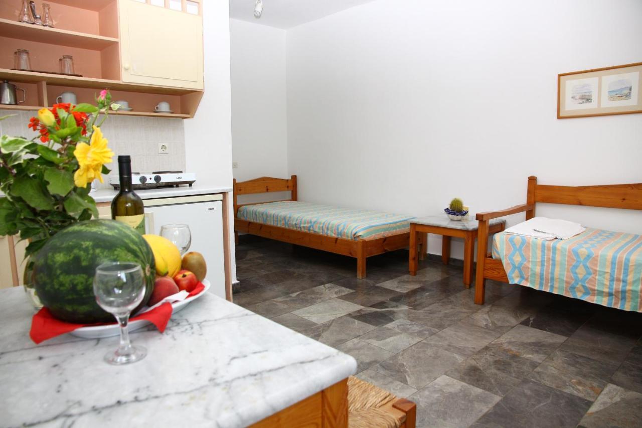 Camari Garden Hotel Apartments Gerani Chanion Екстериор снимка