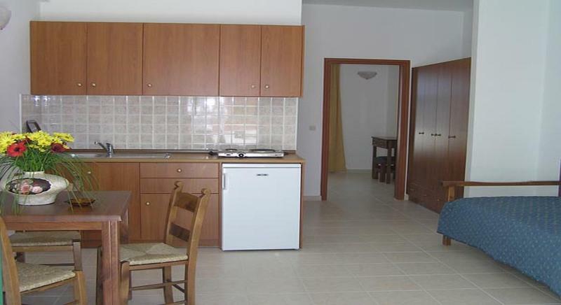 Camari Garden Hotel Apartments Gerani Chanion Екстериор снимка